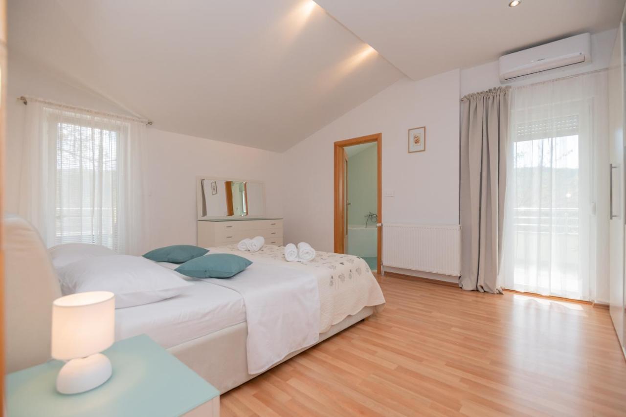 Holiday Home Terra Roca - Imotski, Natural Environment With Complete Peace And Quiet. Exteriör bild